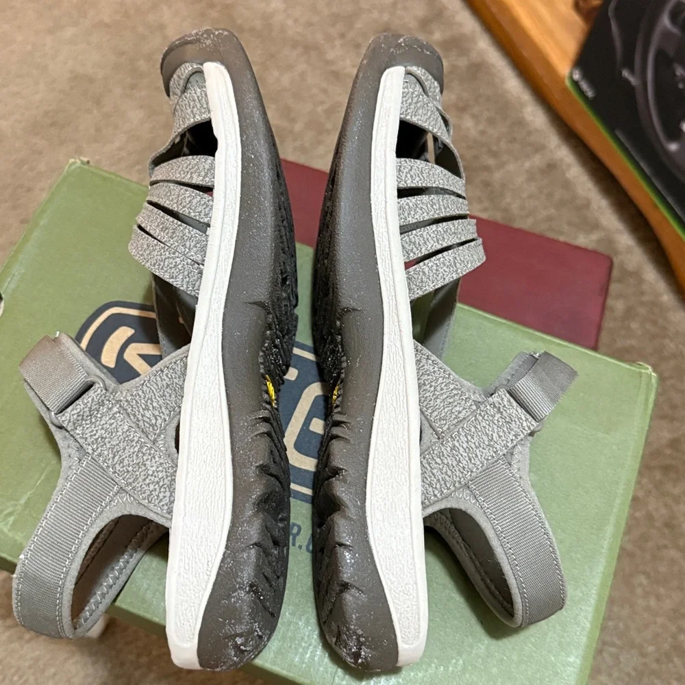 KEEN Brindle/ Shitake Rose Sandal size 9 - Picture 9 of 11